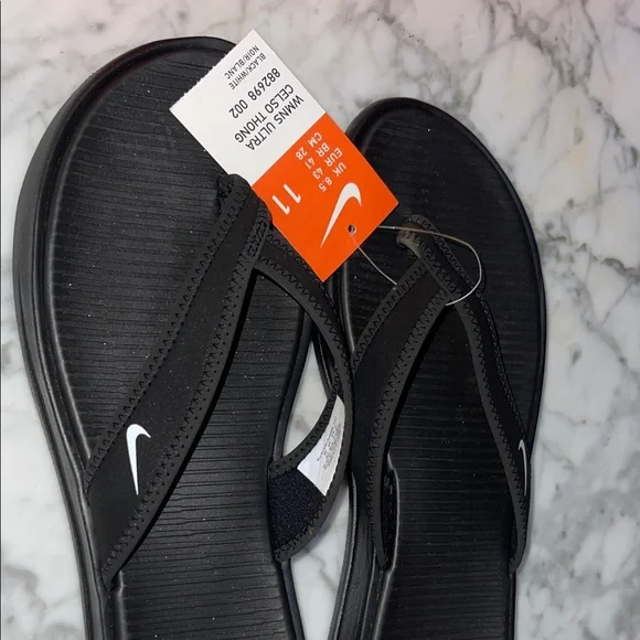 Women’s Nike Black Ultra Flip Flops - Picture 1 of 5